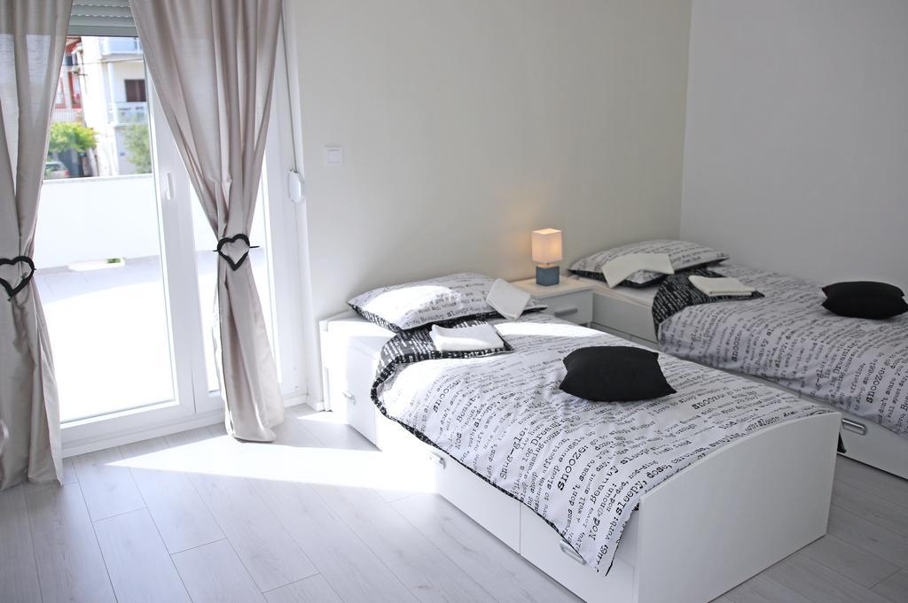 Apartment Mare Vodice Bagian luar foto