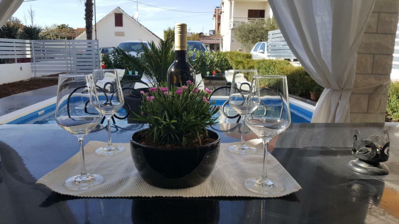 Apartment Mare Vodice Bagian luar foto