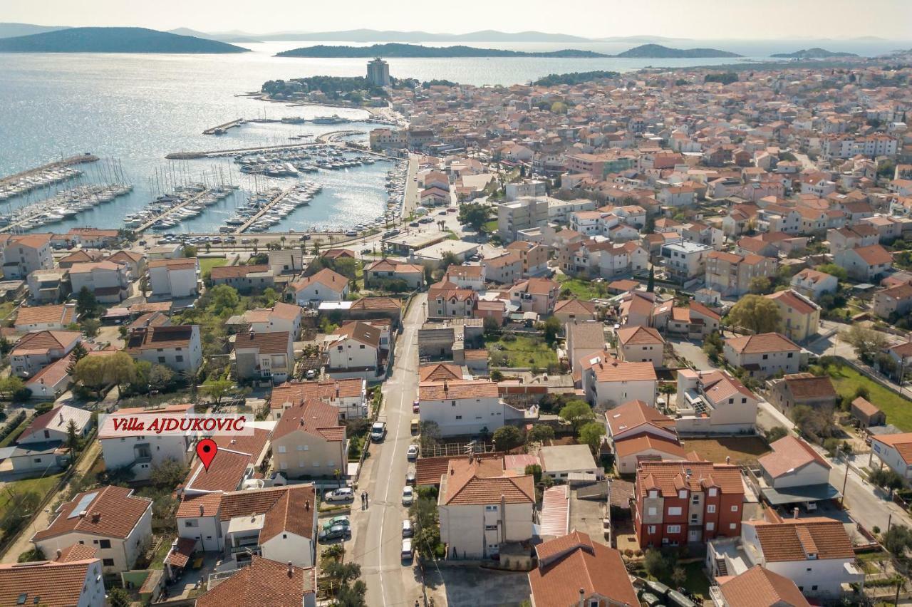 Apartment Mare Vodice Bagian luar foto